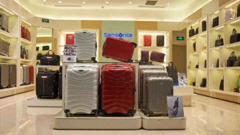 Samsonite has implemented a new mobile-driven experience across its European stores, powered by Oracle Retail Xstore Point of Service and implemented by Oracle Retail Consulting.